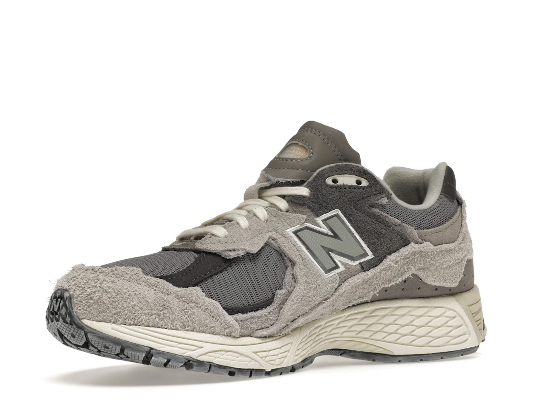 Vue 16 de New Balance 2002R Protection Pack Rain Cloud