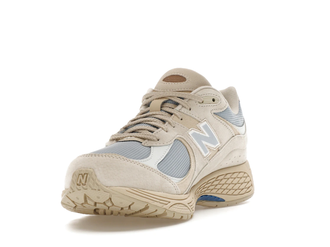 Vue 13 de New Balance 2002R Sandstone Light Arctic Grey