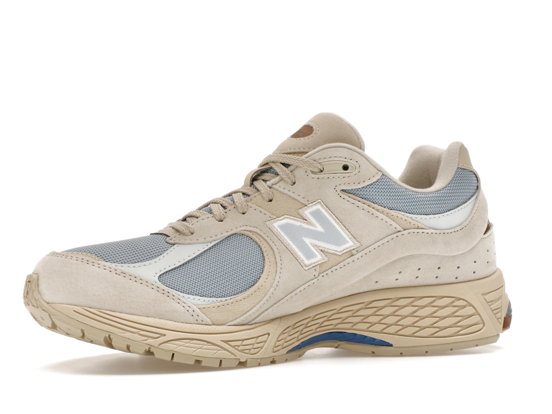Vue 17 de New Balance 2002R Sandstone Light Arctic Grey