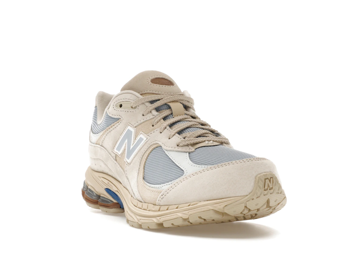Vue 7 de New Balance 2002R Sandstone Light Arctic Grey