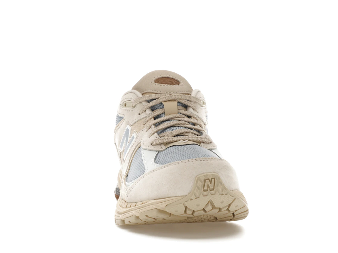 Vue 9 de New Balance 2002R Sandstone Light Arctic Grey
