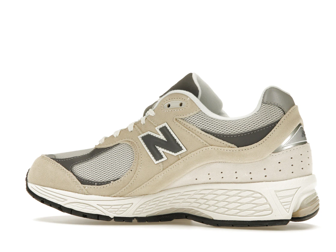 Vue 21 de New Balance 2002R Sandstone Magnet