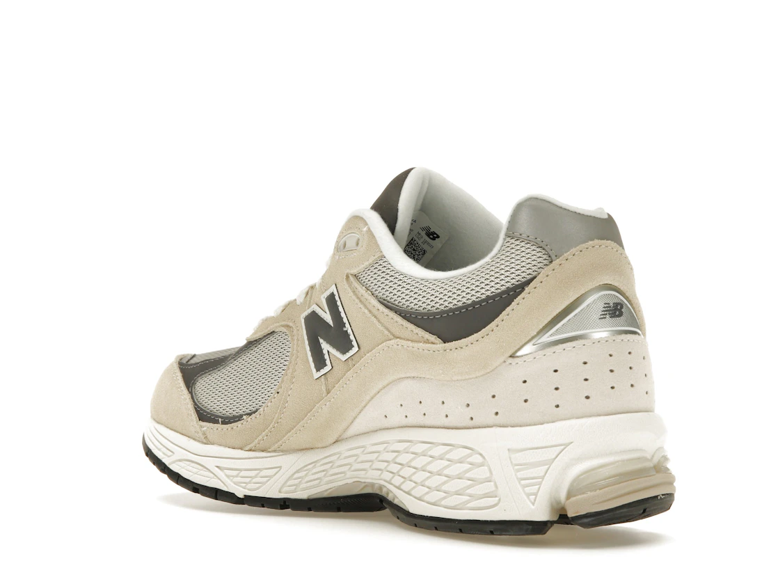 Vue 24 de New Balance 2002R Sandstone Magnet
