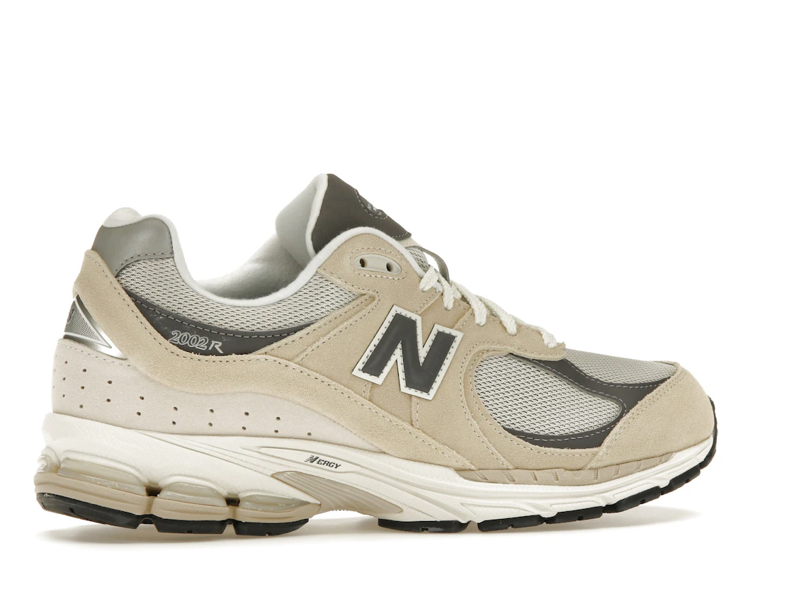 Vue 35 de New Balance 2002R Sandstone Magnet