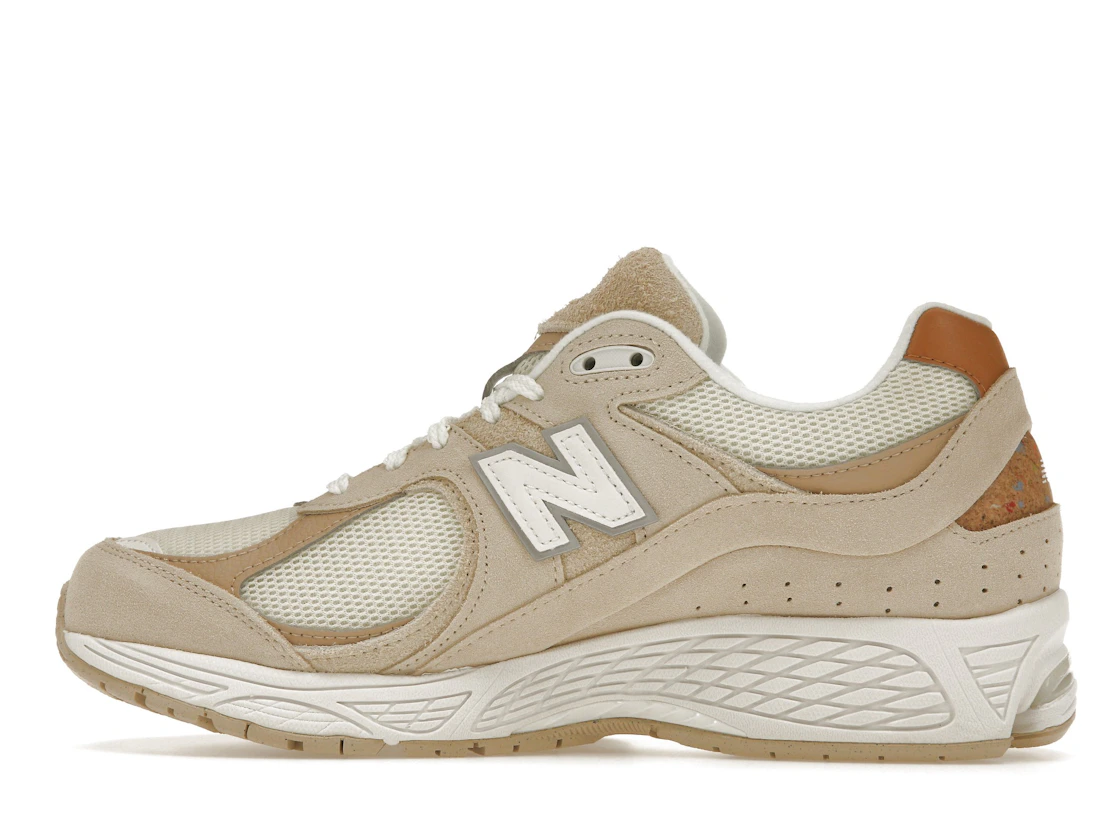 Vue 20 de New Balance 2002R Sandstone