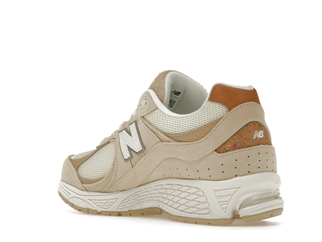 Vue 24 de New Balance 2002R Sandstone