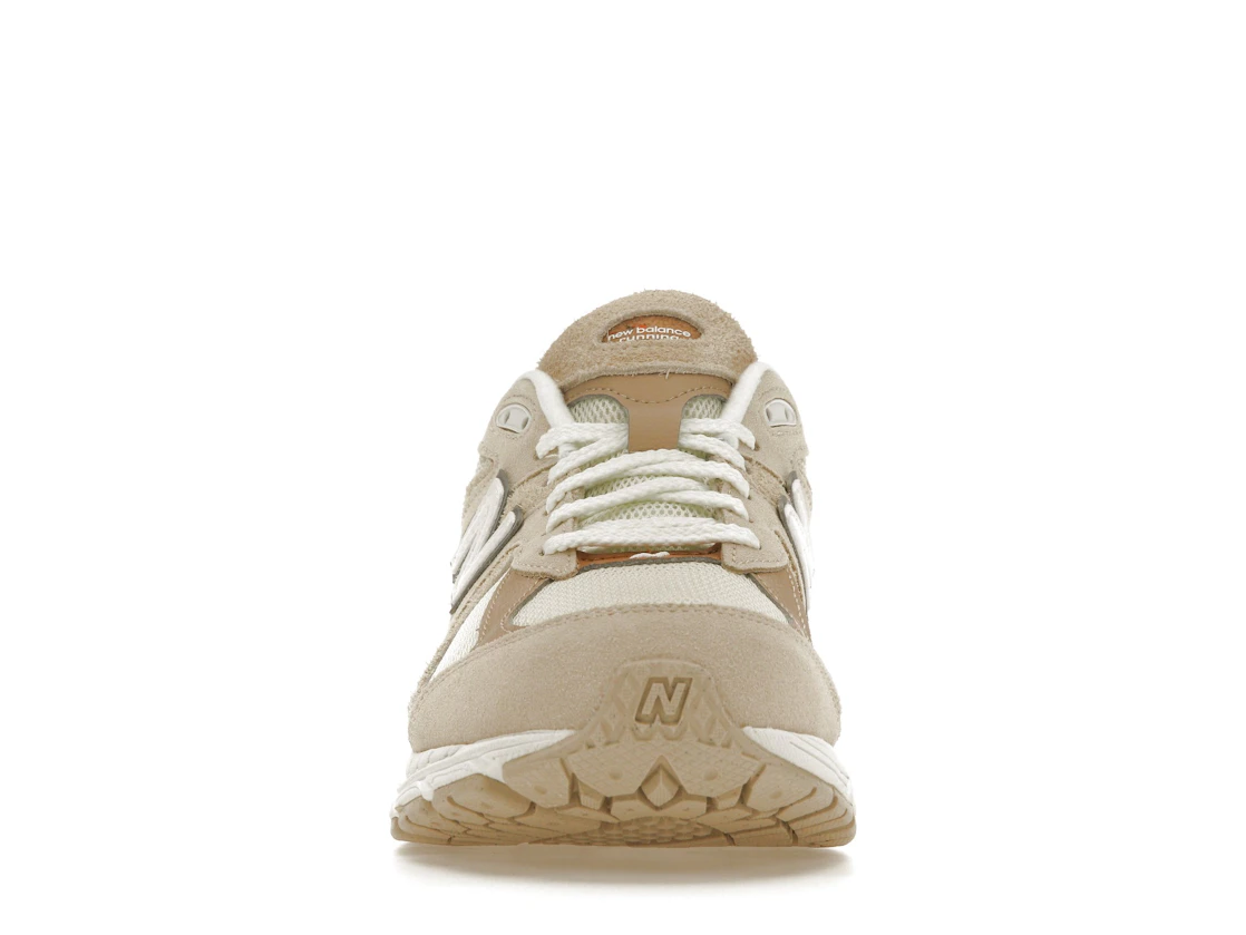 Vue 10 de New Balance 2002R Sandstone
