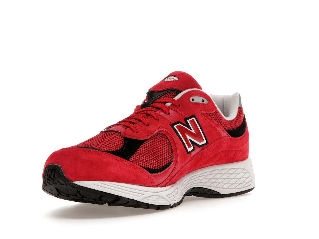 Vue 14 de New Balance 2002R Team Red