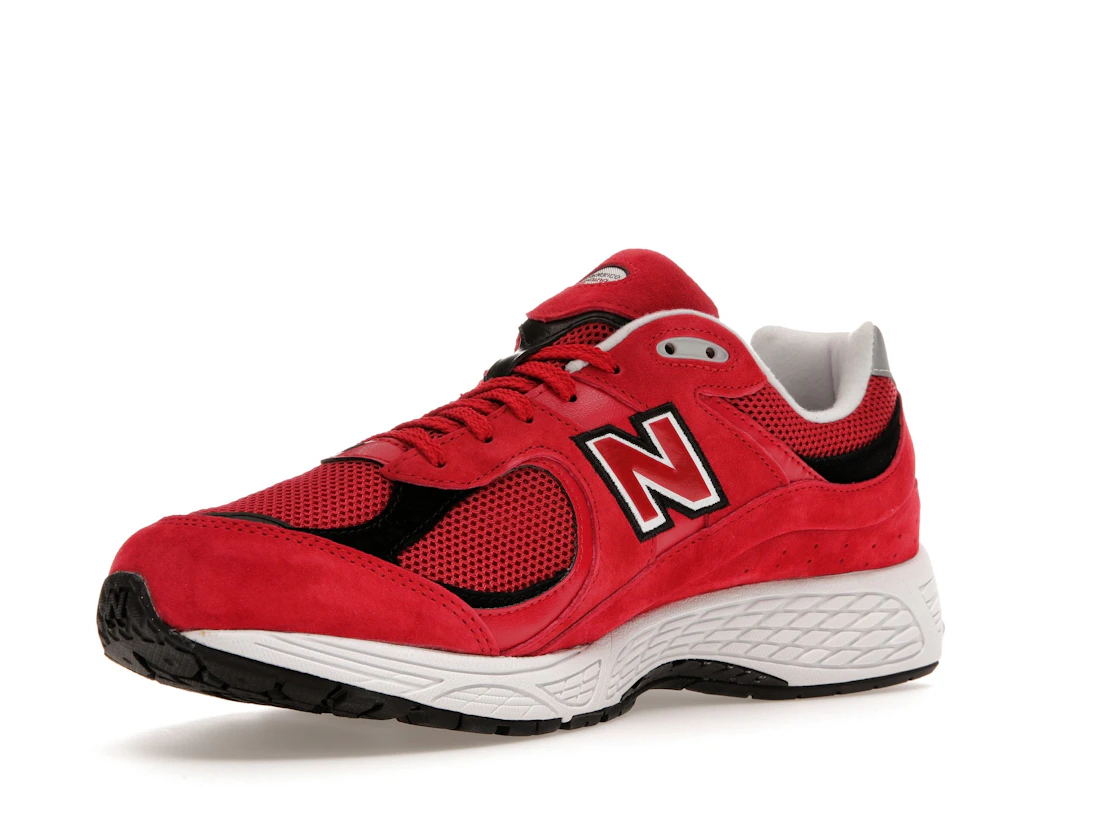 Vue 15 de New Balance 2002R Team Red