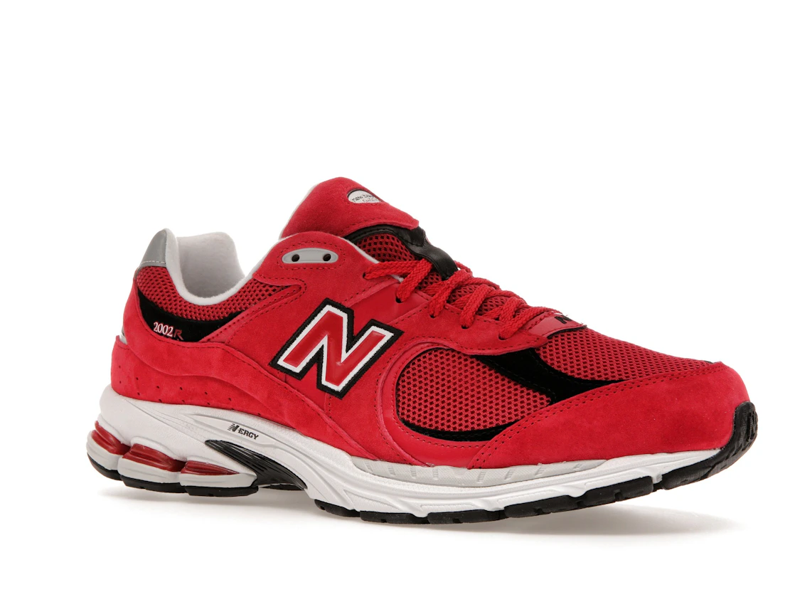 Vue 4 de New Balance 2002R Team Red