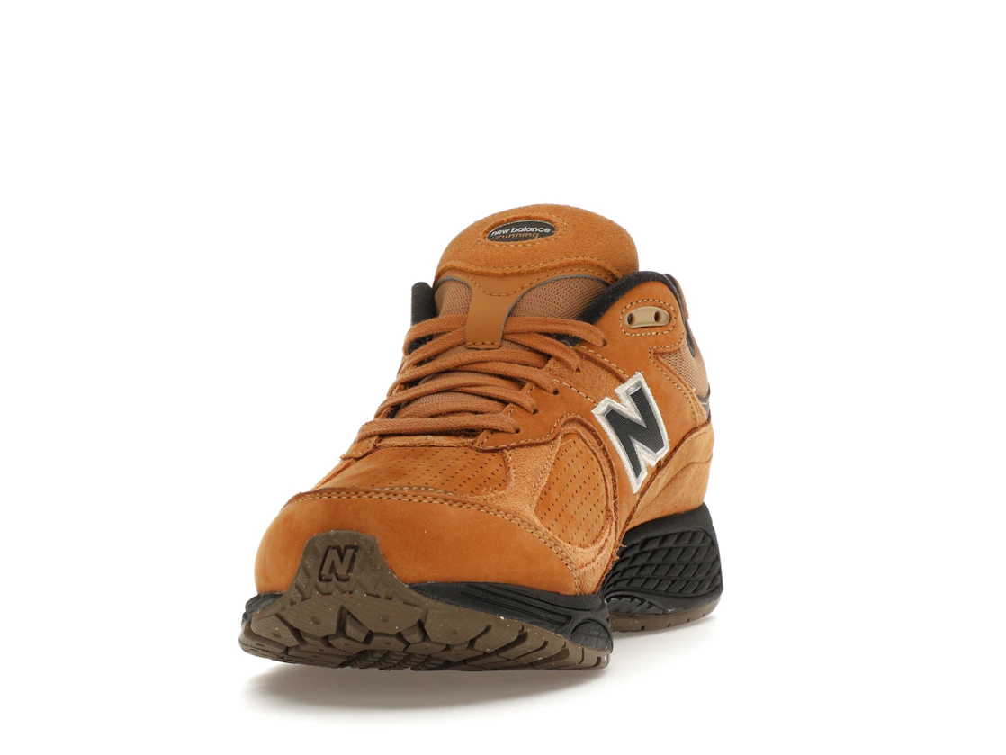Vue 12 de New Balance 2002R Tobacco