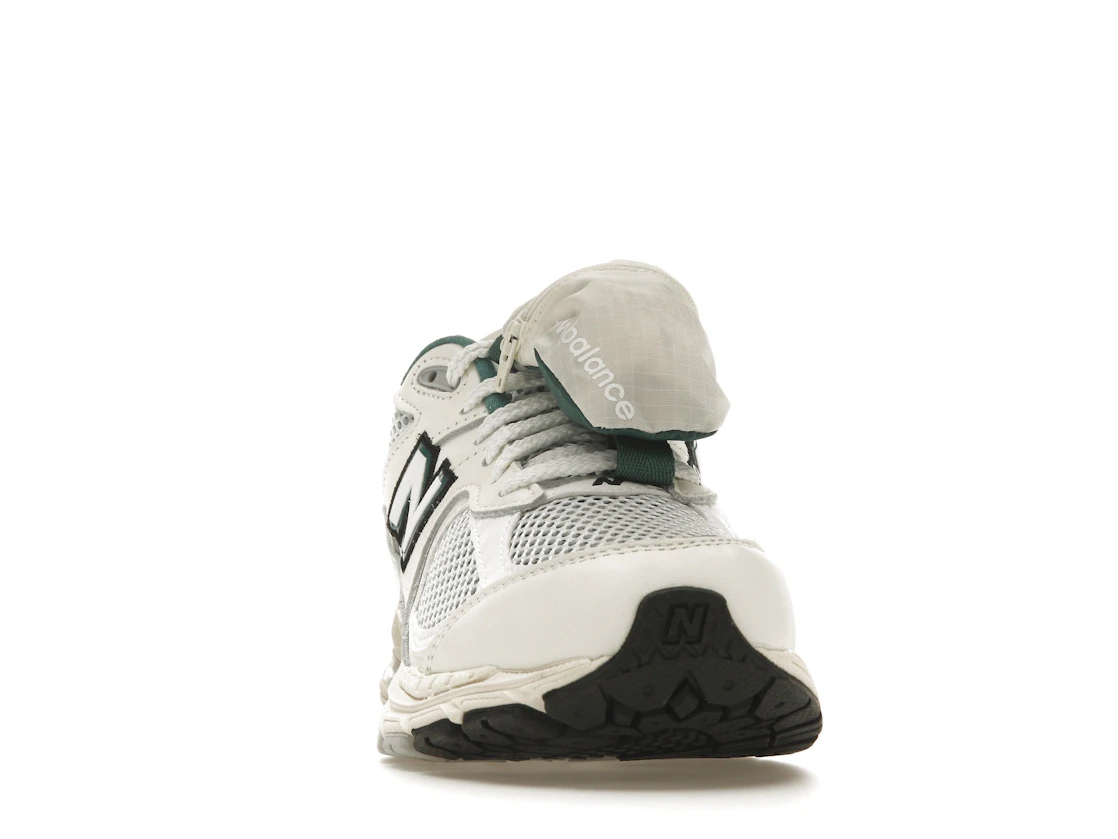 Vue 9 de New Balance 2002R Vintage Teal Pouch
