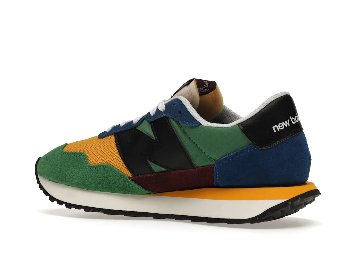 Vue 22 de New Balance 237 Green
