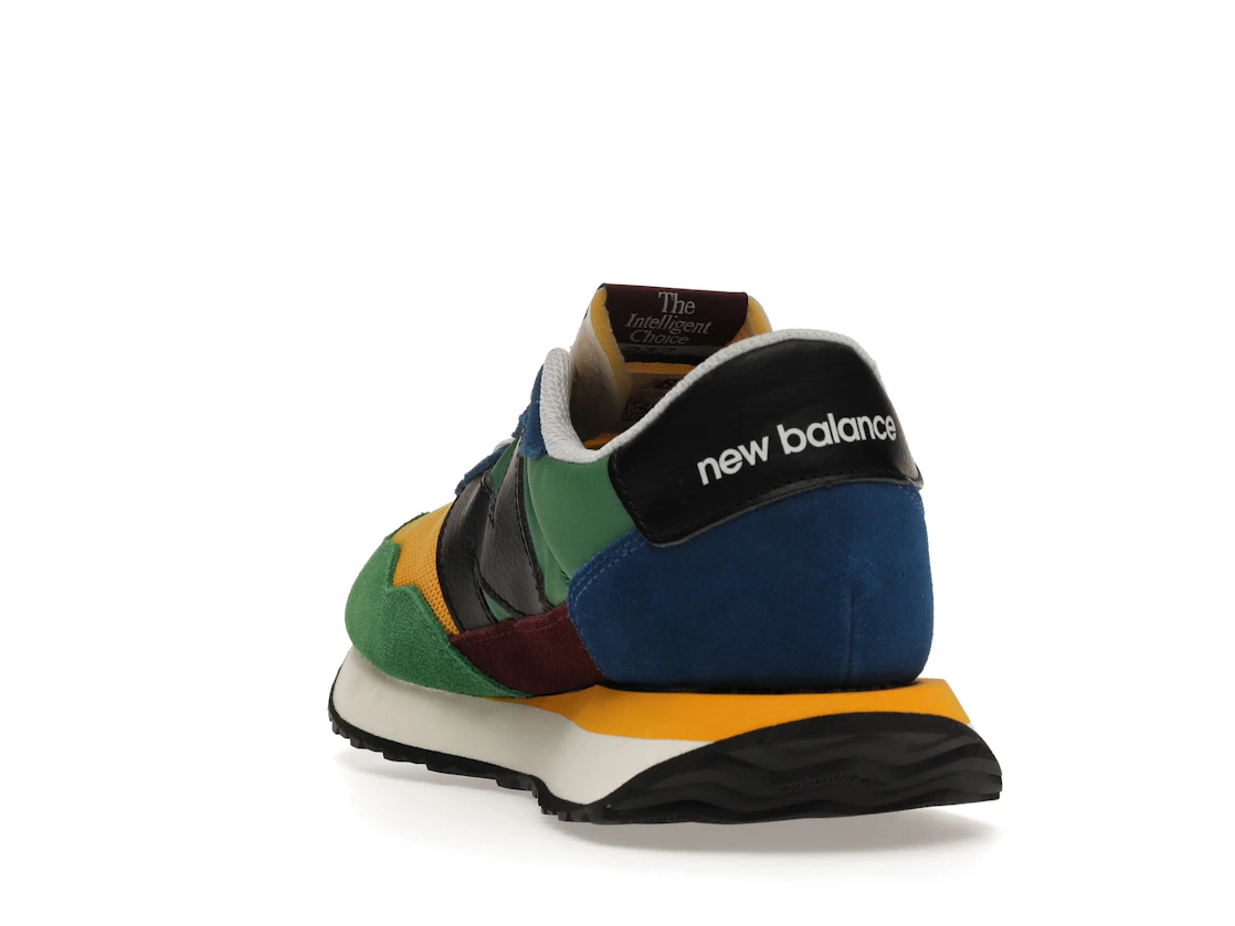 Vue 26 de New Balance 237 Green