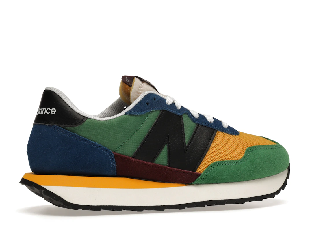 Vue 35 de New Balance 237 Green