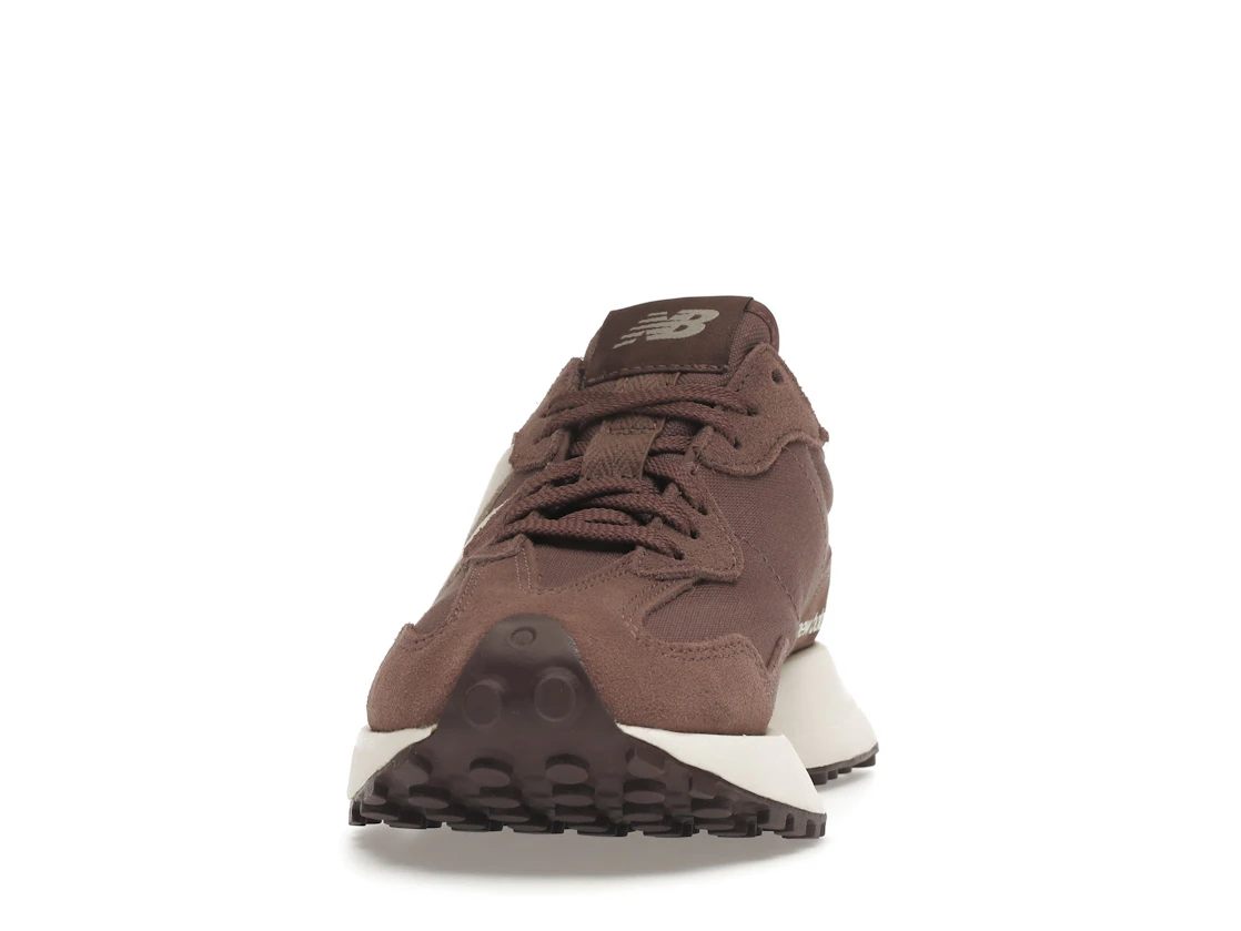 Vue 11 de New Balance 327 Black Fig 