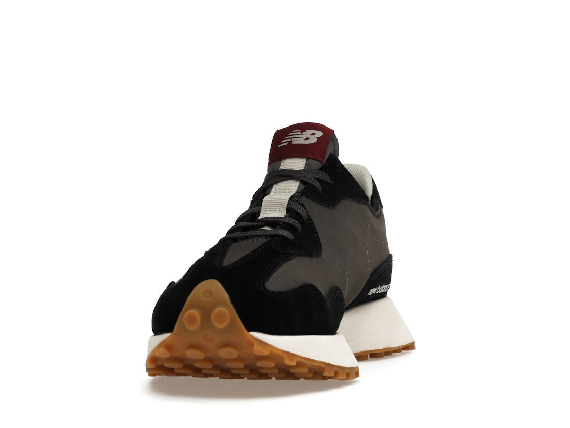 Vue 12 de New Balance 327 Black Moonbeam 