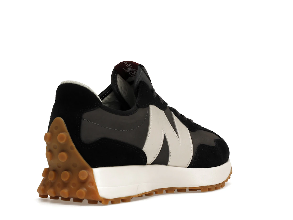 Vue 32 de New Balance 327 Black Moonbeam 
