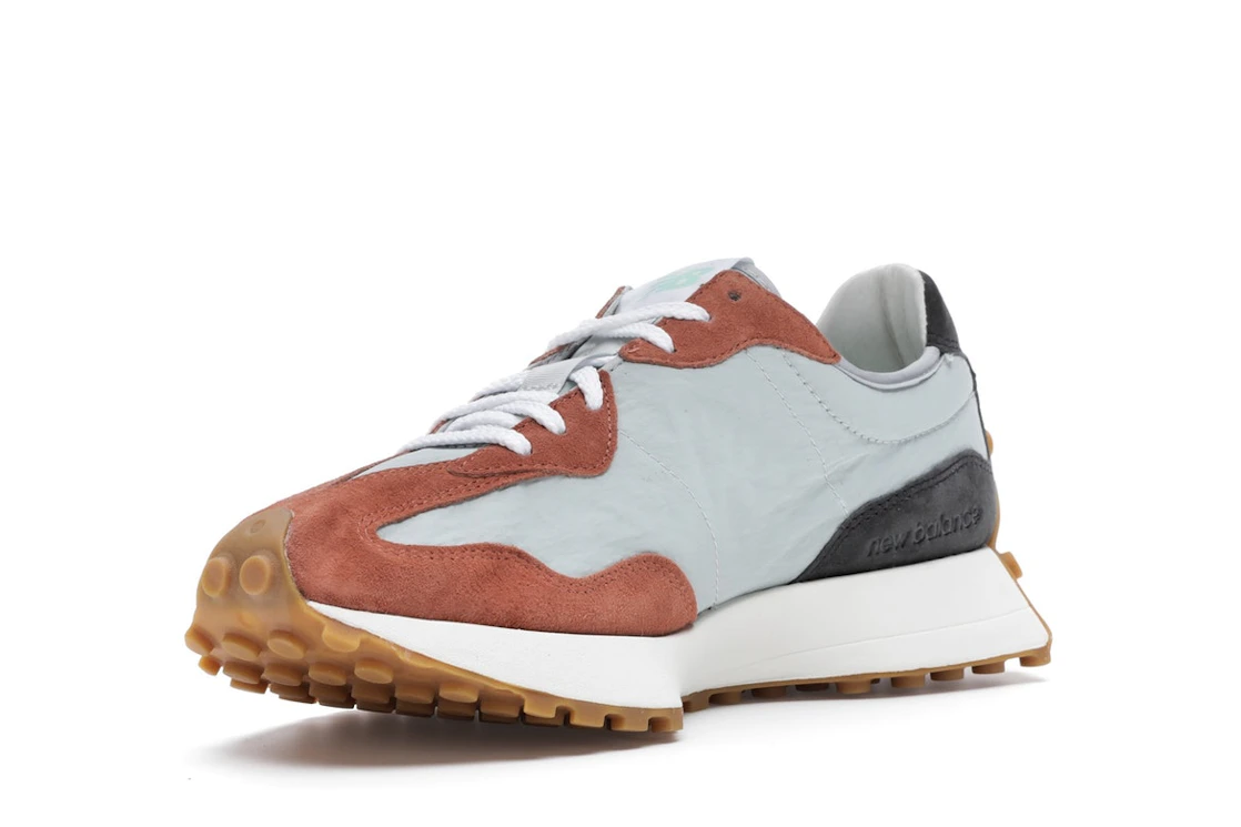 Vue 14 de New Balance 327 Brown Grey
