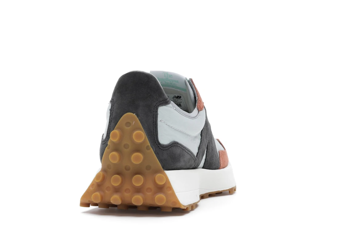 Vue 29 de New Balance 327 Brown Grey