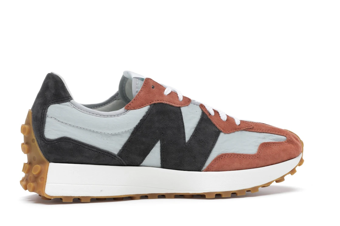 Vue 35 de New Balance 327 Brown Grey