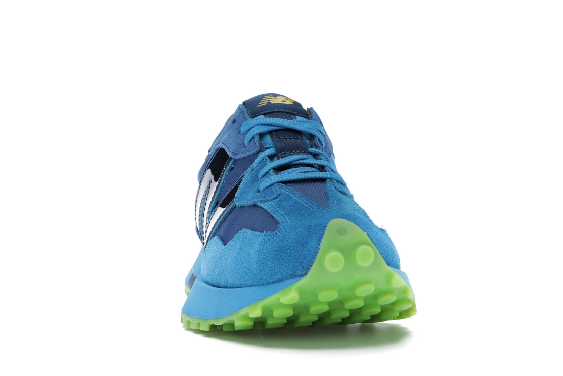 Vue 9 de New Balance 327 Kawhi Jolly Rancher