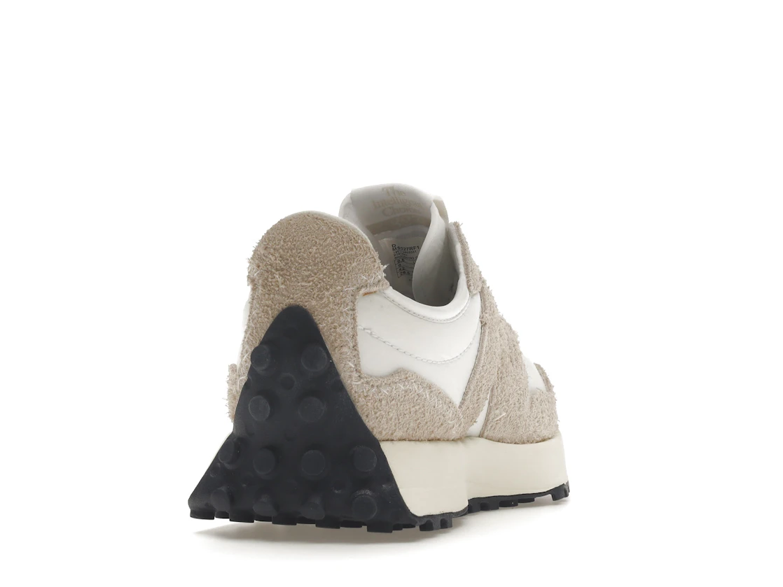Vue 30 de New Balance 327 Moonbeam White Navy