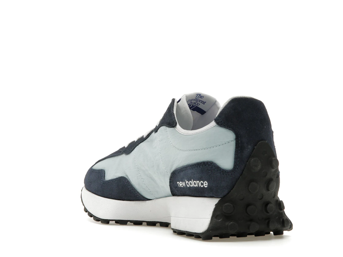 Vue 25 de New Balance 327 Natural Indigo Blue White