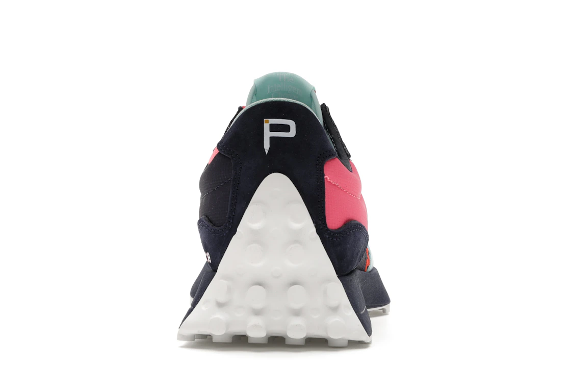 Vue 28 de New Balance 327 Pensole