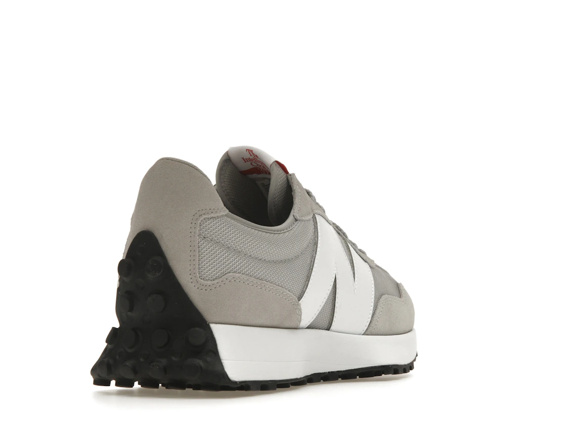 Vue 31 de New Balance 327 Rain Cloud White Red