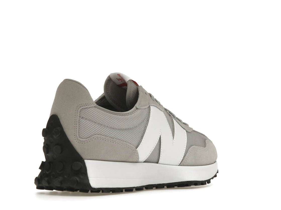 Vue 32 de New Balance 327 Rain Cloud White Red