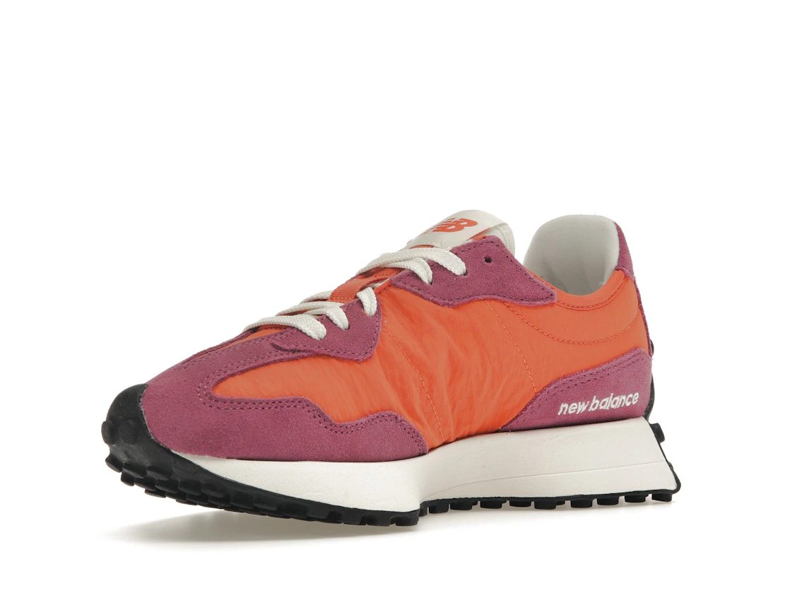Vue 15 de New Balance 327 Red Pink