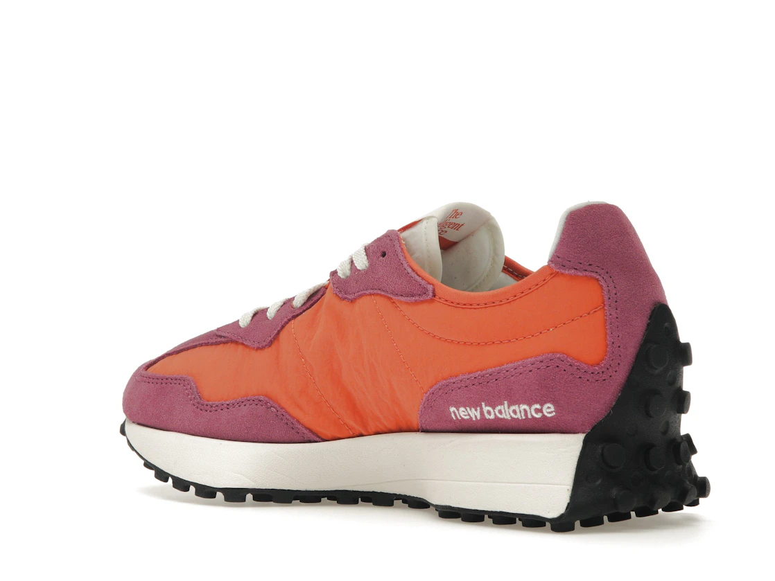 Vue 23 de New Balance 327 Red Pink