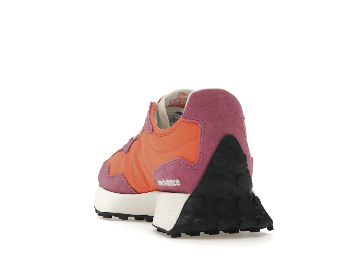 Vue 26 de New Balance 327 Red Pink