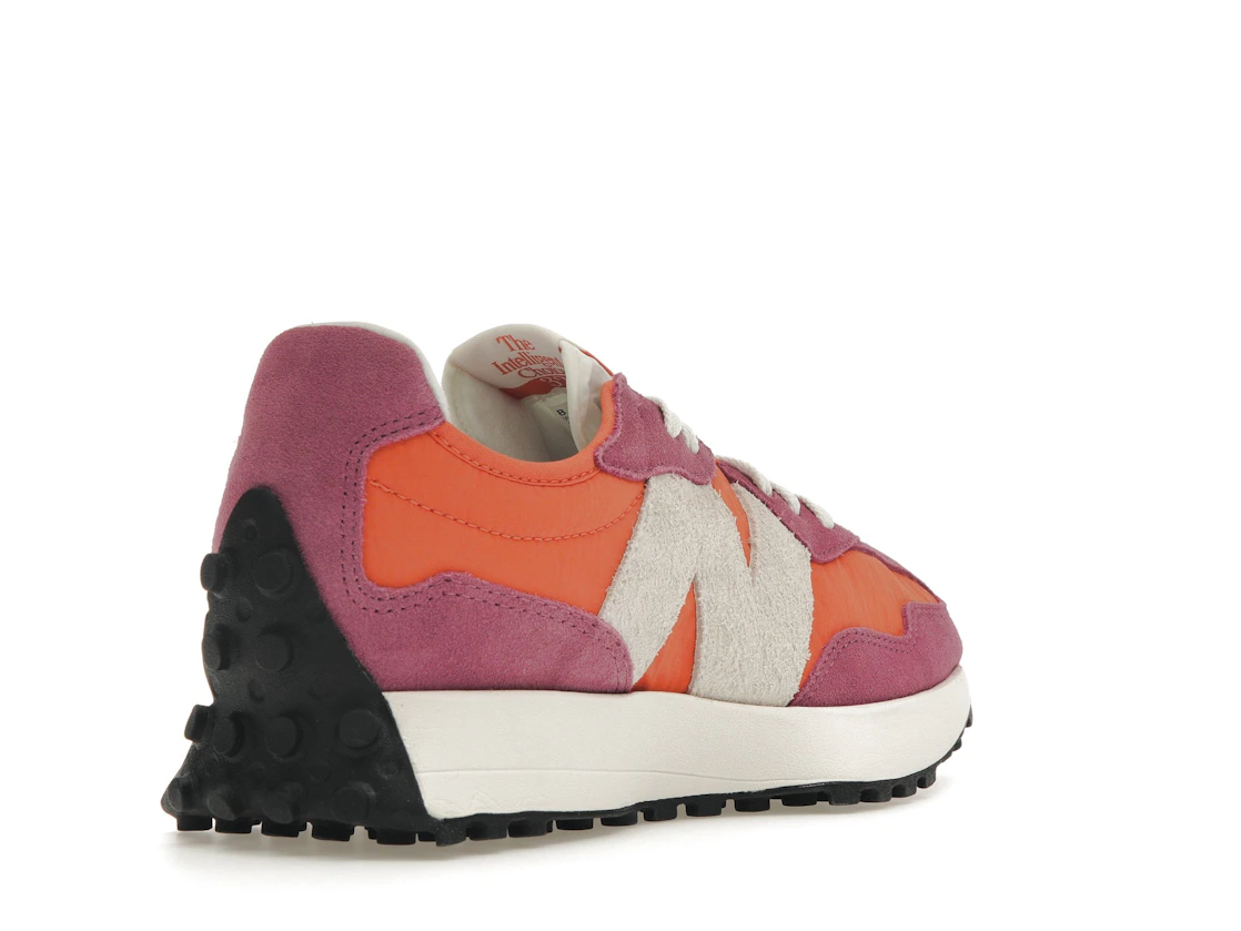 Vue 32 de New Balance 327 Red Pink