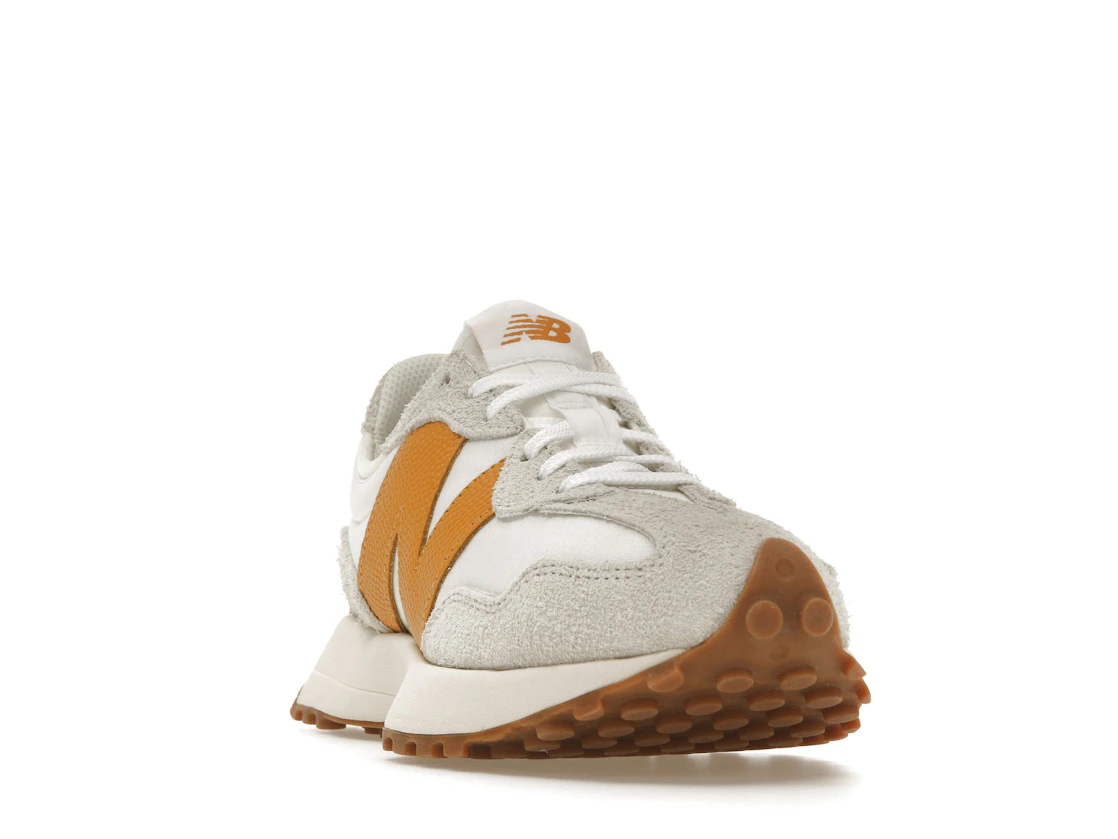 Vue 8 de New Balance 327 Sea Salt Golden Hour Gum 