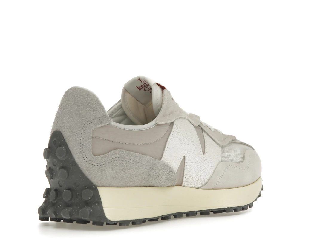 Vue 32 de New Balance 327 Sea Salt Raincloud
