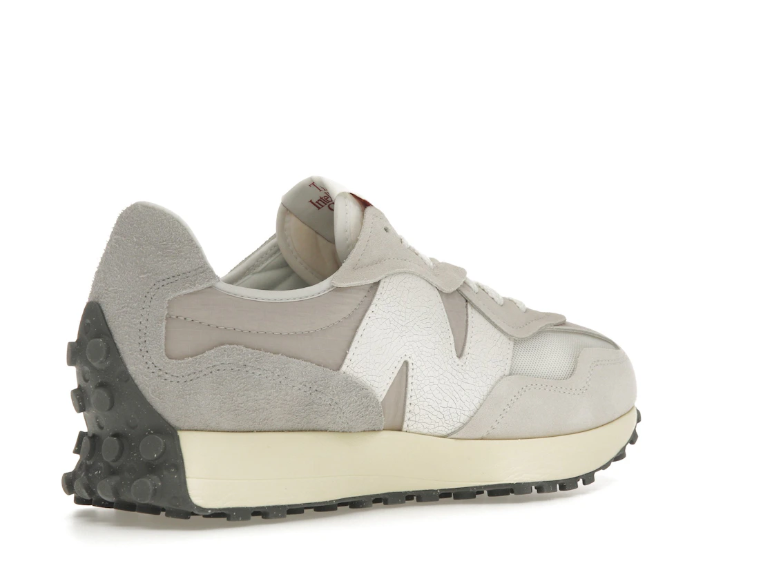 Vue 33 de New Balance 327 Sea Salt Raincloud