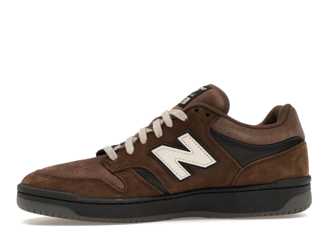 Vue 18 de New Balance 480 Andrew Reynolds Chocolate