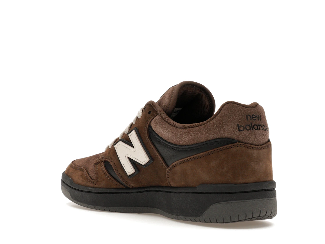 Vue 24 de New Balance 480 Andrew Reynolds Chocolate