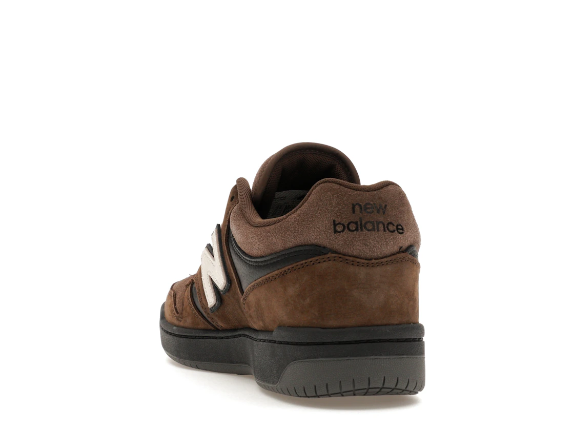 Vue 26 de New Balance 480 Andrew Reynolds Chocolate