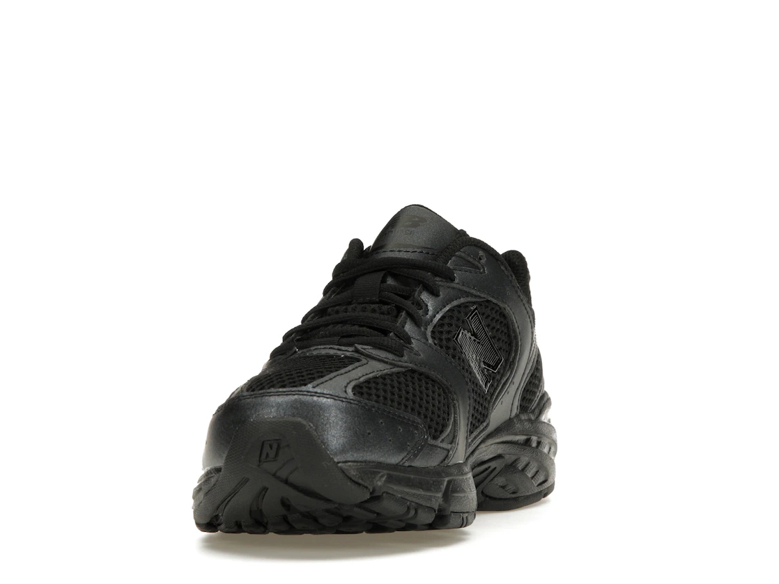 Vue 12 de New Balance 530 Black Dark Grey