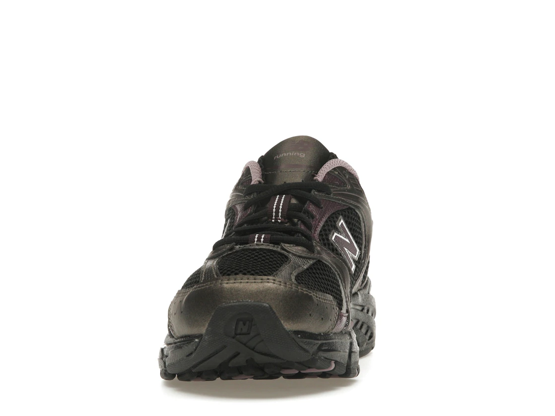 Vue 11 de New Balance 530 Black Metallic Plum Brown