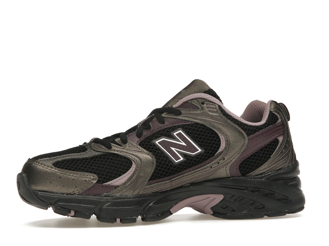 Vue 17 de New Balance 530 Black Metallic Plum Brown