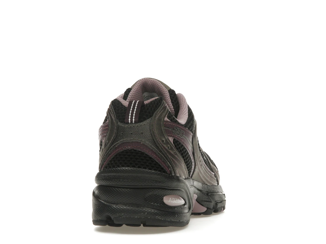 Vue 29 de New Balance 530 Black Metallic Plum Brown