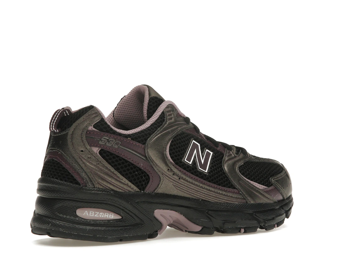 Vue 33 de New Balance 530 Black Metallic Plum Brown