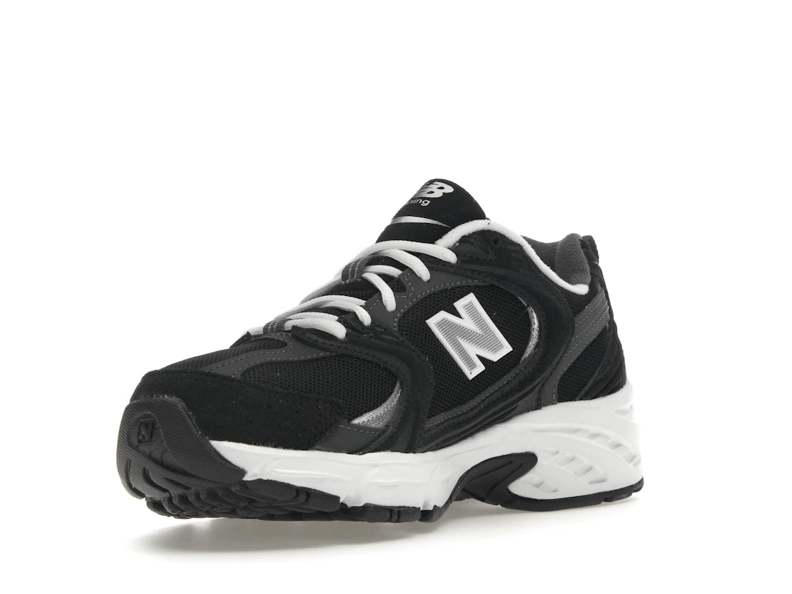 Vue 14 de New Balance 530 Classic Black Grey