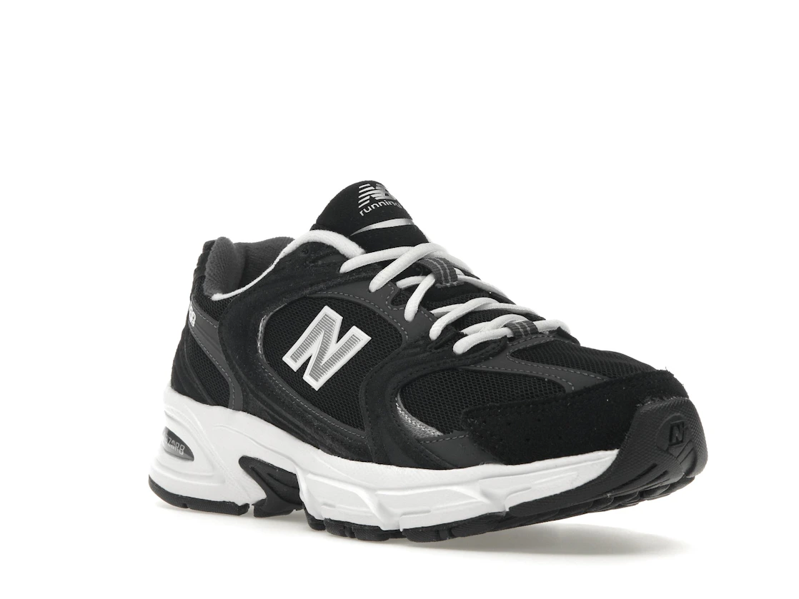 Vue 6 de New Balance 530 Classic Black Grey