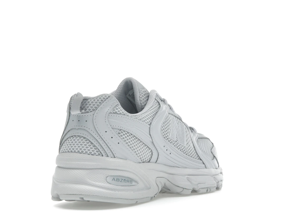Vue 31 de New Balance 530 Pearl Grey