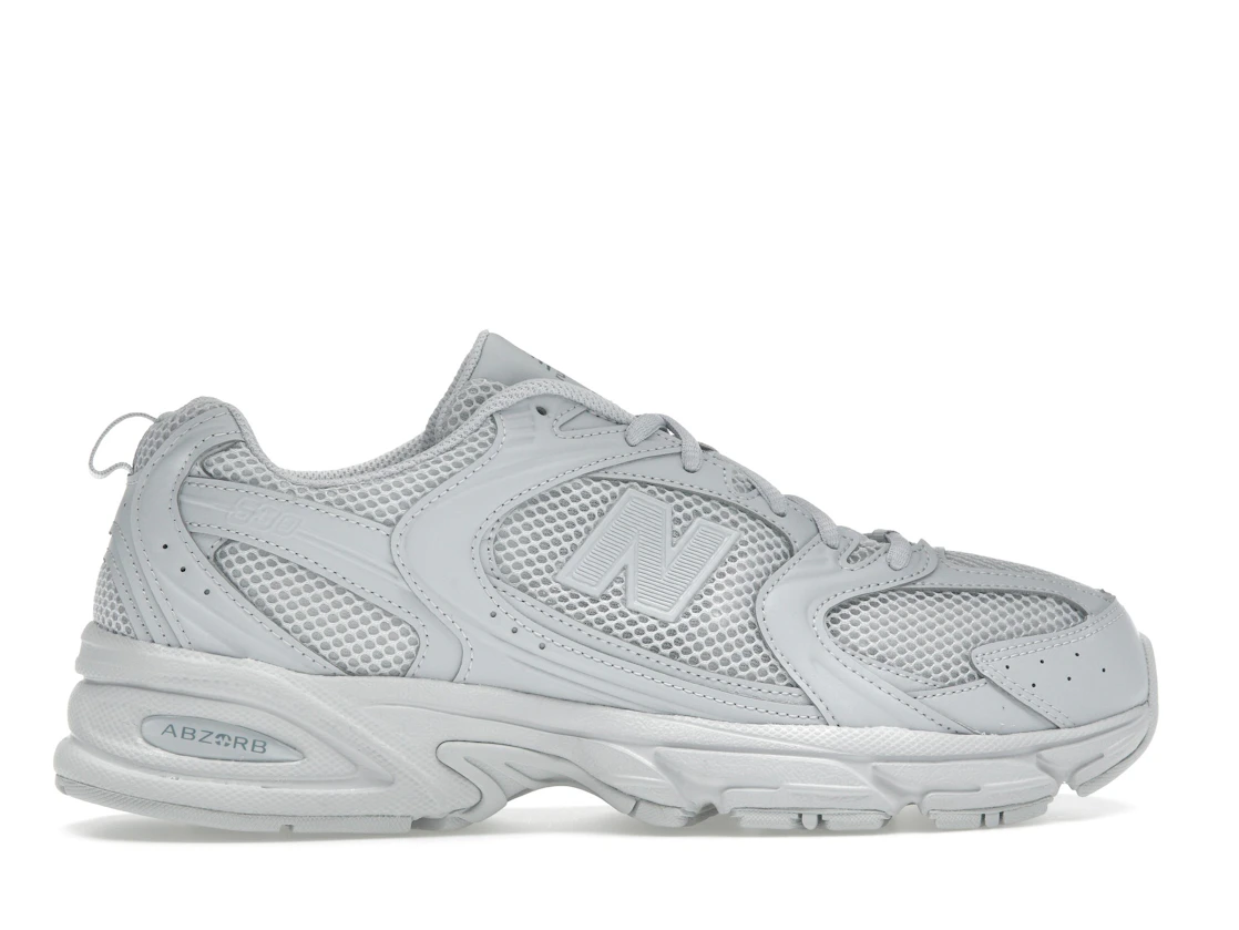 Vue 36 de New Balance 530 Pearl Grey